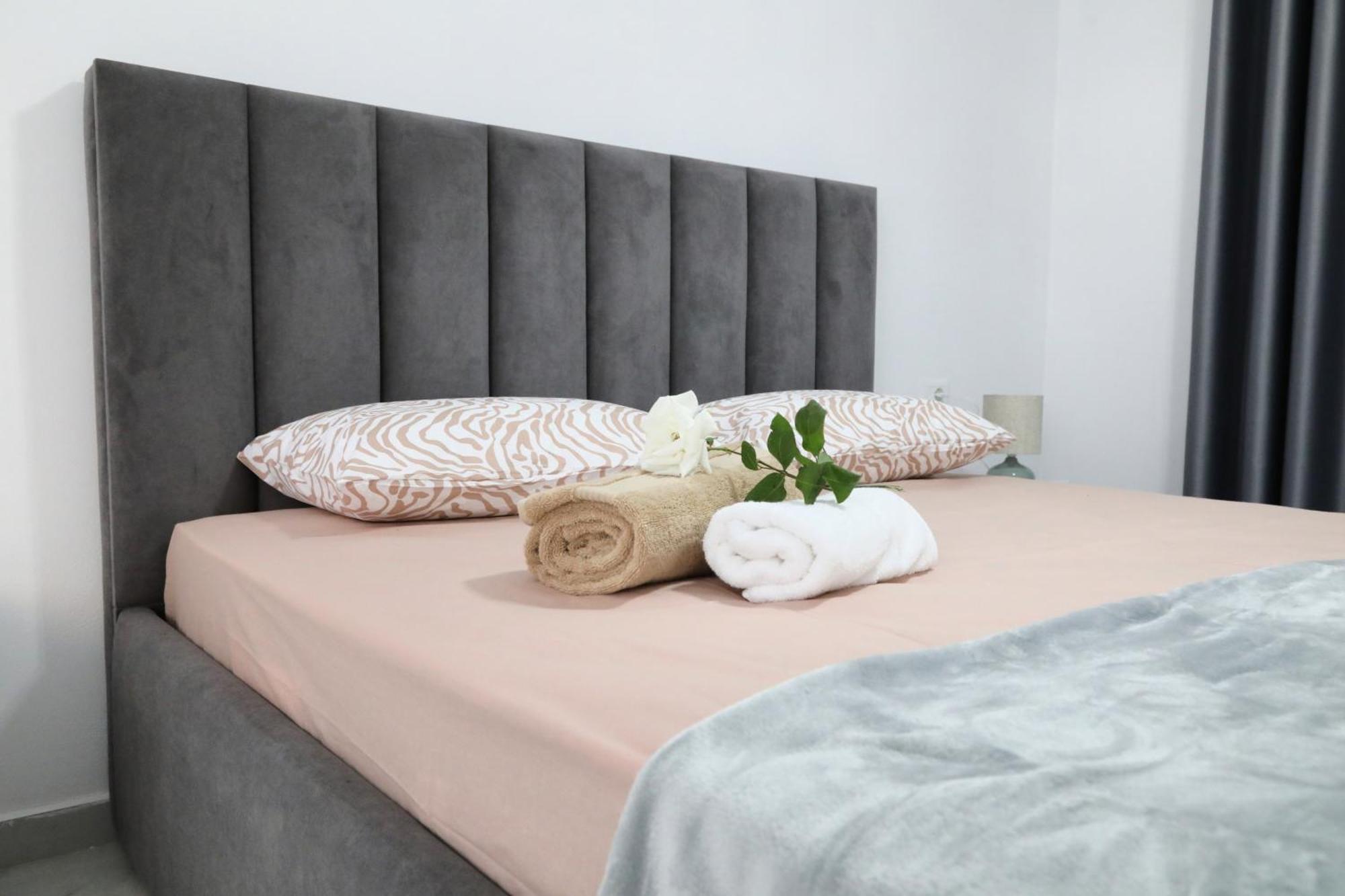 Rozafa Guest Room Center Shkoder Exterior photo