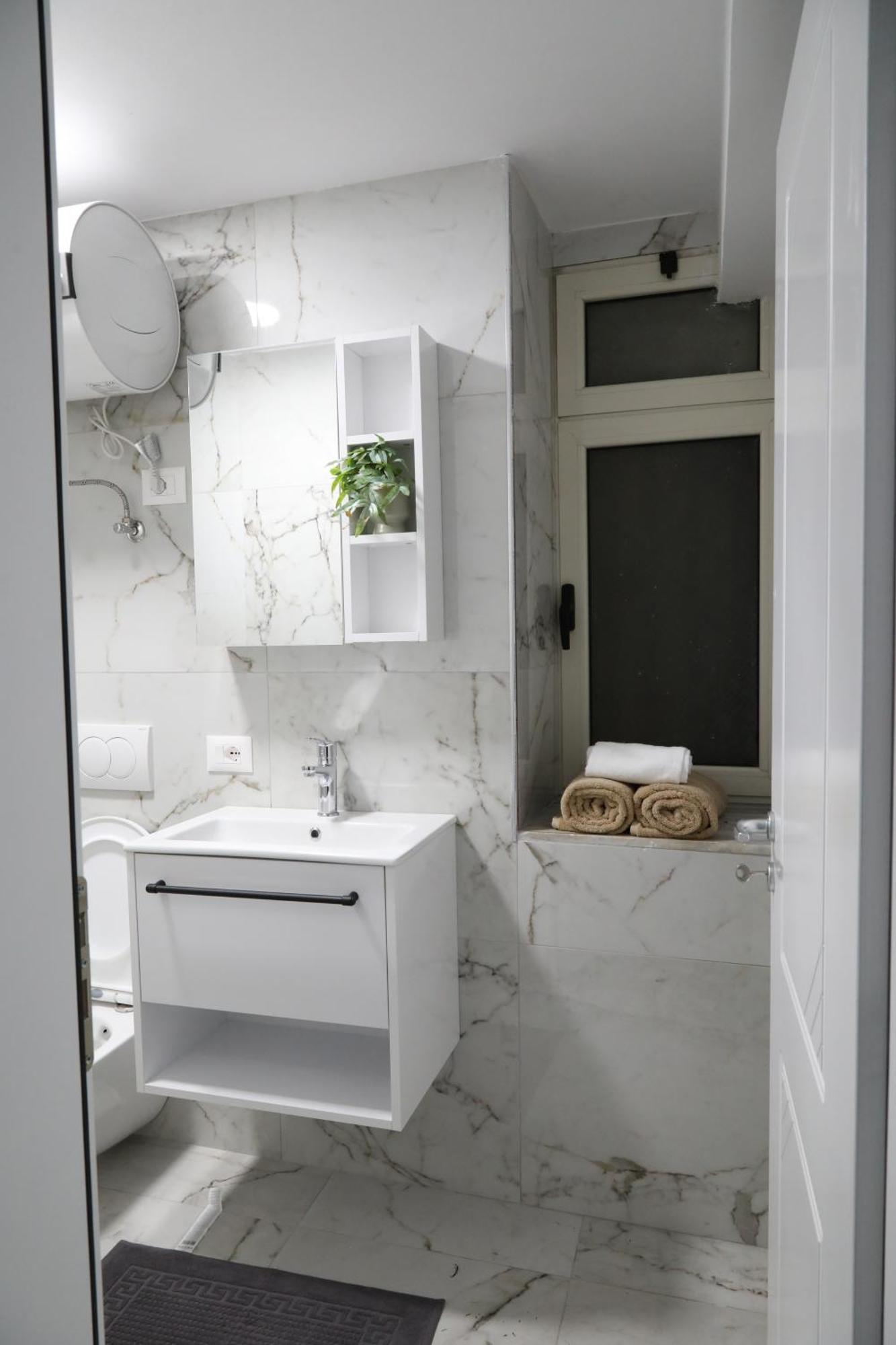 Rozafa Guest Room Center Shkoder Exterior photo